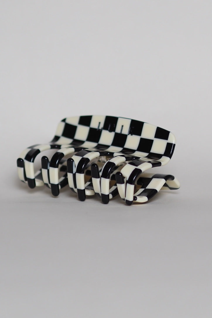 Hair Claw Black/White